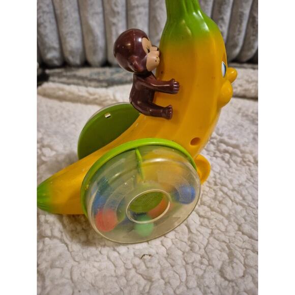 Vintage Long Running Wind-Arounds Pinky Monkey and His Giant Banana 1987 Childco - Picture 4 of 5